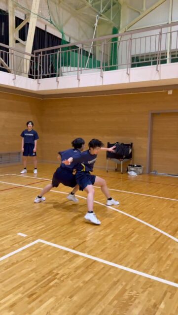 @atsu_umehara←トレーニング相談はプロフリンクから。
梅原淳です。
バスケのからだづくり、バスケの足づくり、バスケのチームづくりを発信しています。

─────────────────────

【女子の力技】

思考を転換せよ

全員成長‼

─────────────────────

全国各地で開催している【バスケットボールのからだづくり】をハイライト配信しています！
自分の可能性を信じて頑張っているみんなを、この動画で全力応援します！
からだみなぎる選手たちにエール🏁を届けてあげてください！

─────────────────────

【ご依頼は全国どこからでも】
● 定期契約（長期強化）	
● スポット
● 会員制レポート
● 執筆監修

💻詳しくはWEBサイトをご覧下さい
　→プロフィールでURLを確認	

─────────────────────